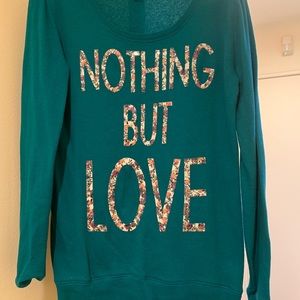 Long sleeve Light sweater shirt